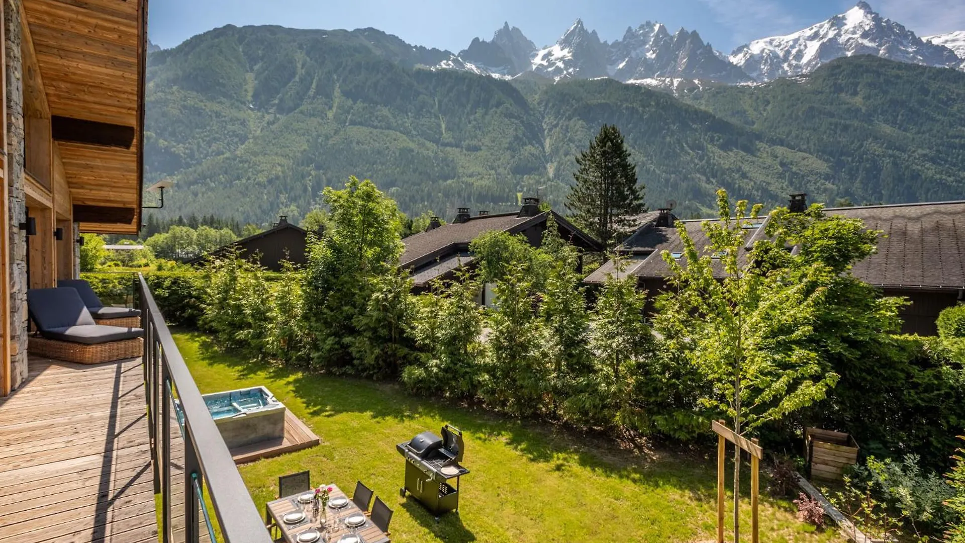 Chalet Papillon - Alpes Travel - Detached Chalet - Les Praz - Sleeps 8 Chamonix Francja