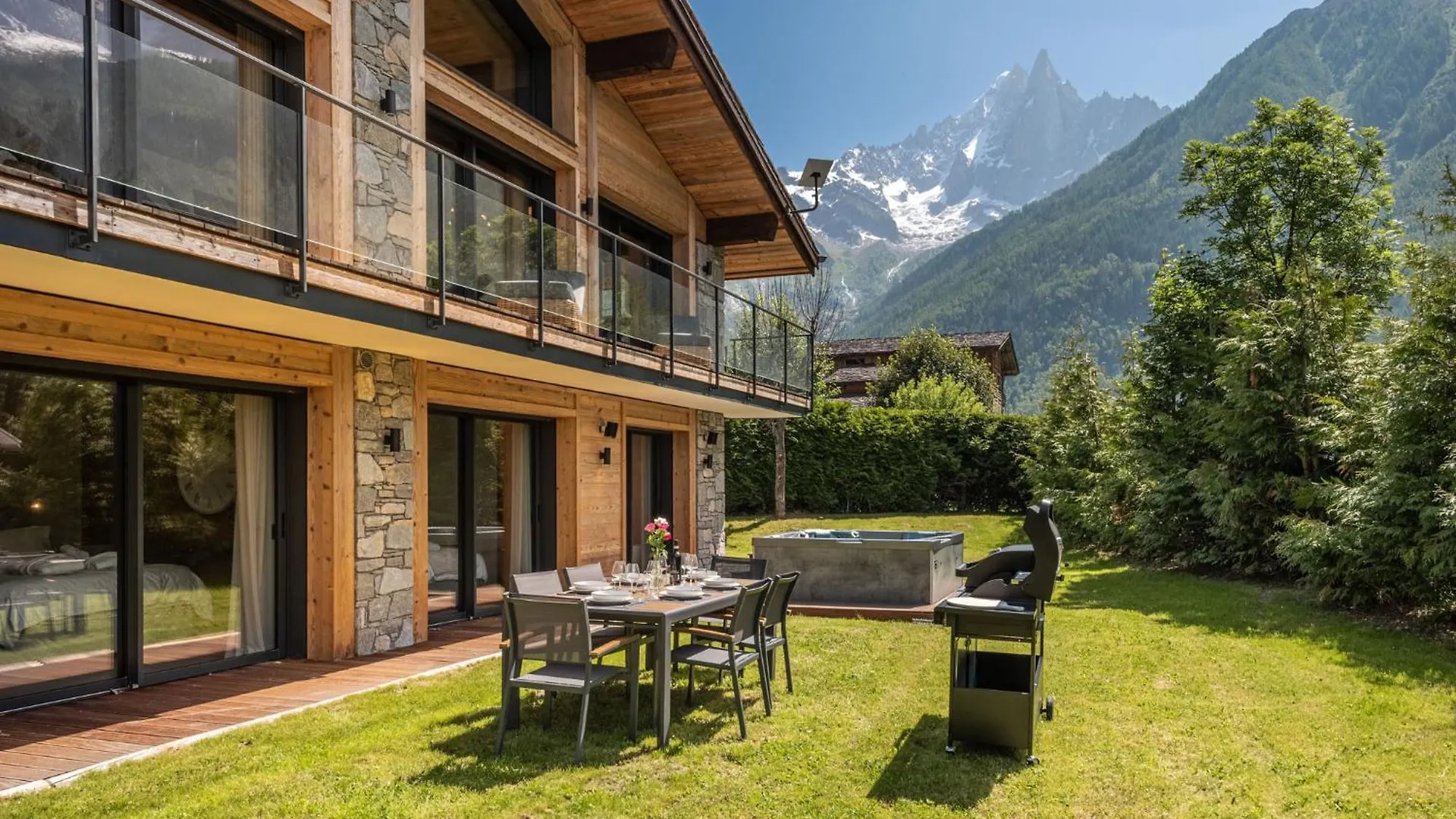Chalet Papillon - Alpes Travel - Detached Chalet - Les Praz - Sleeps 8 Chamonix Francja